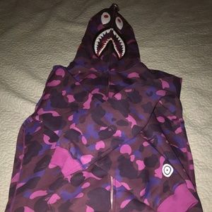 Bape shark hoodie(need sold fast)